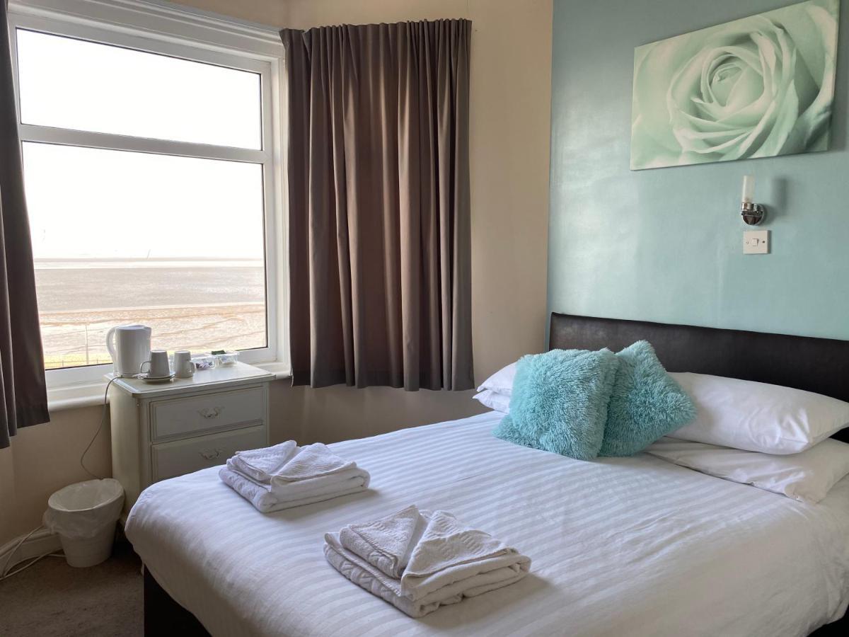 The Morecambe Bay Hotel 外观 照片